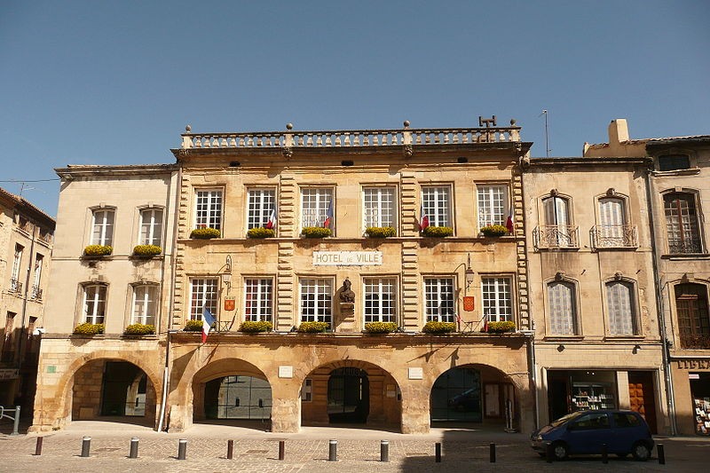 Photo de Hôtel de ville de Bagnols-sur-Cèze