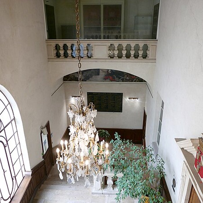 Photo de Hôtel de ville de Bagnols-sur-Cèze