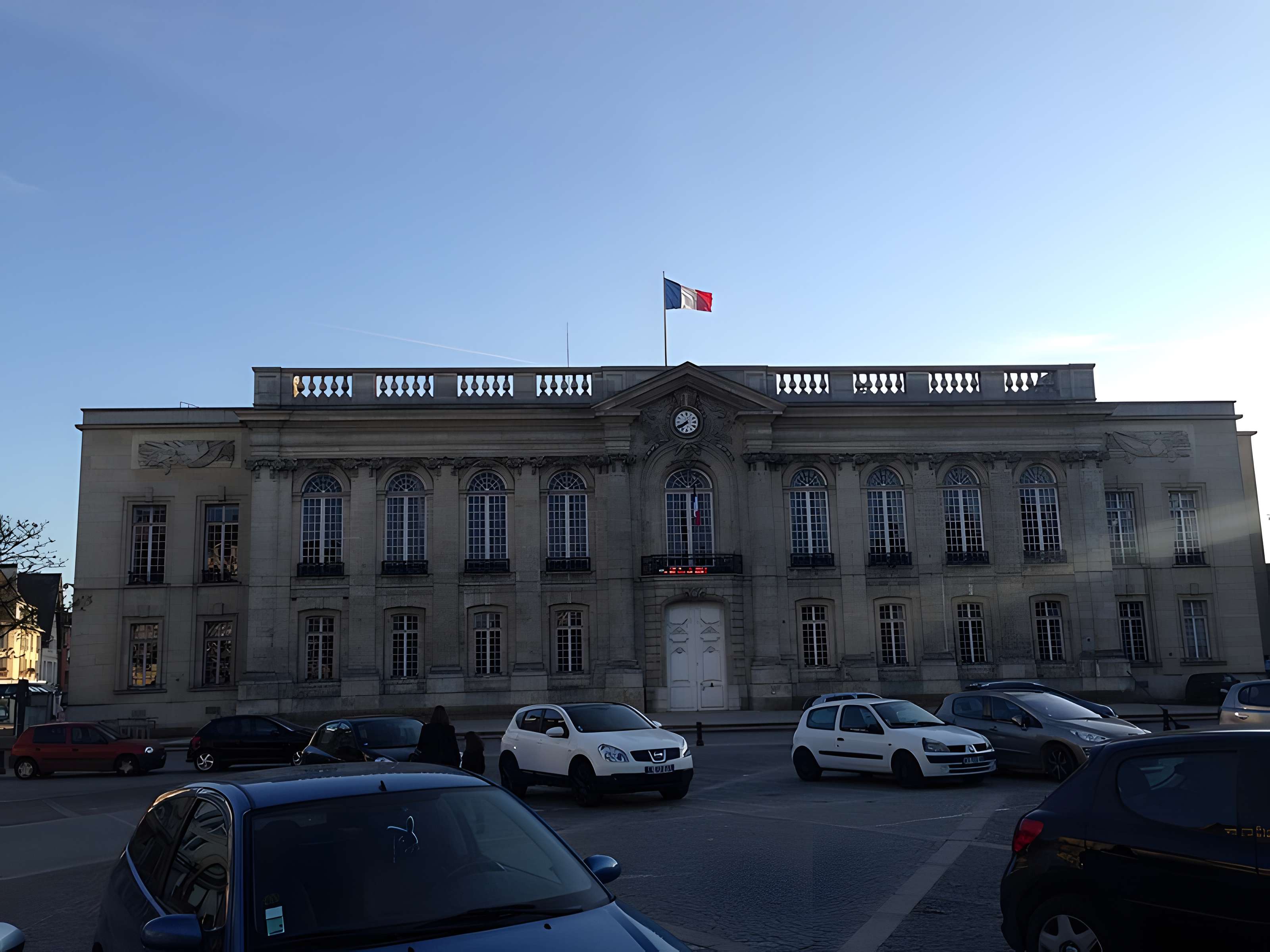 Hôtel de ville de Beauvais