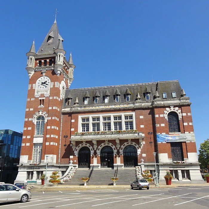 Photo de Hôtel de ville de Bruay-la-Buissière