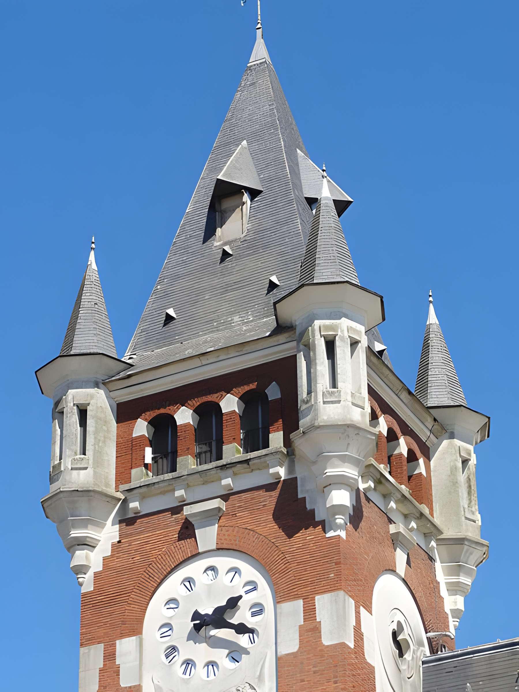 Hôtel de ville de Bruay-la-Buissière