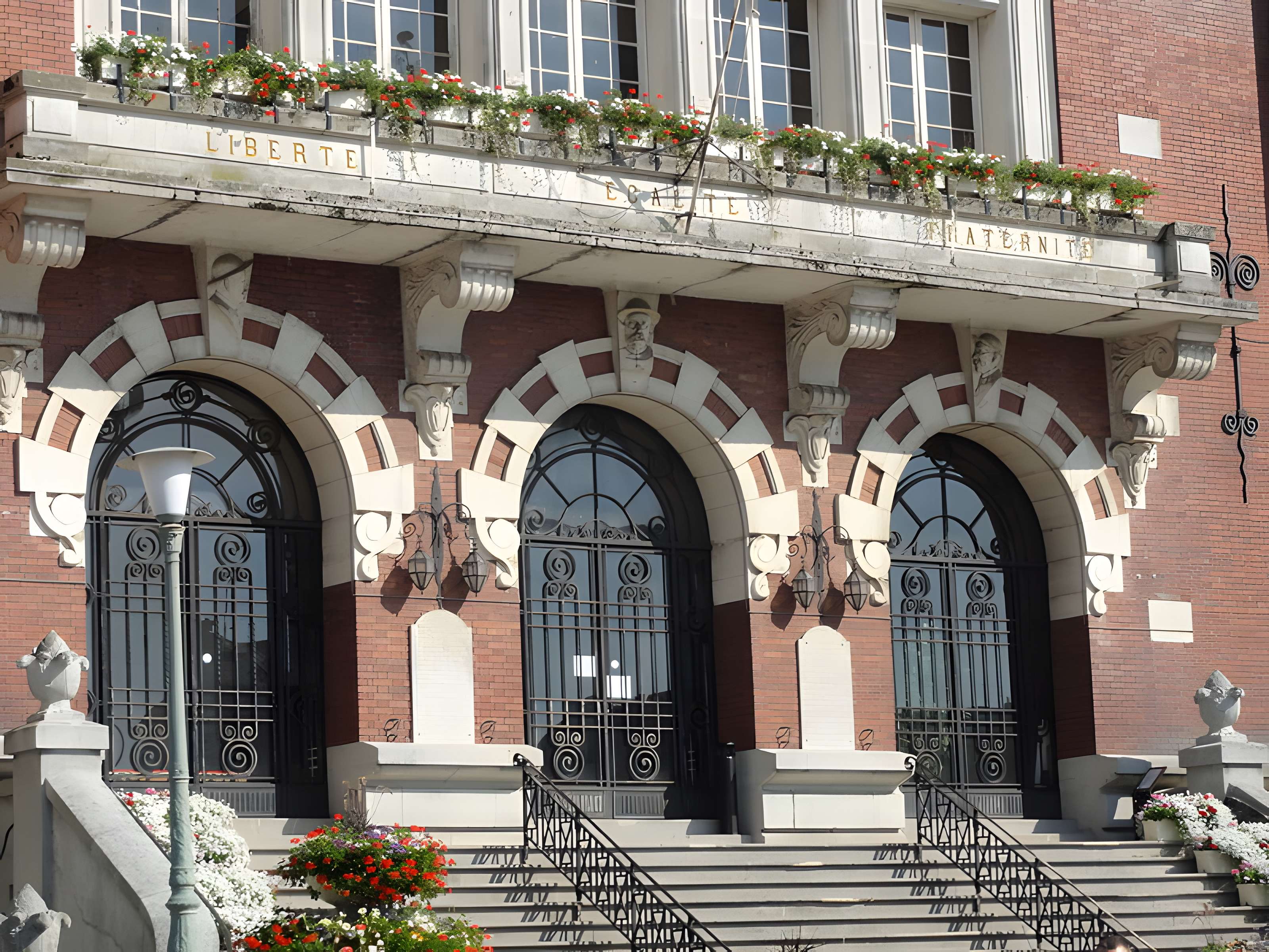 Hôtel de ville de Bruay-la-Buissière
