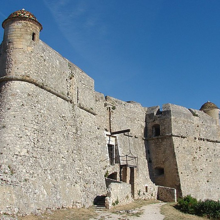 Photo de Fort du mont Alban