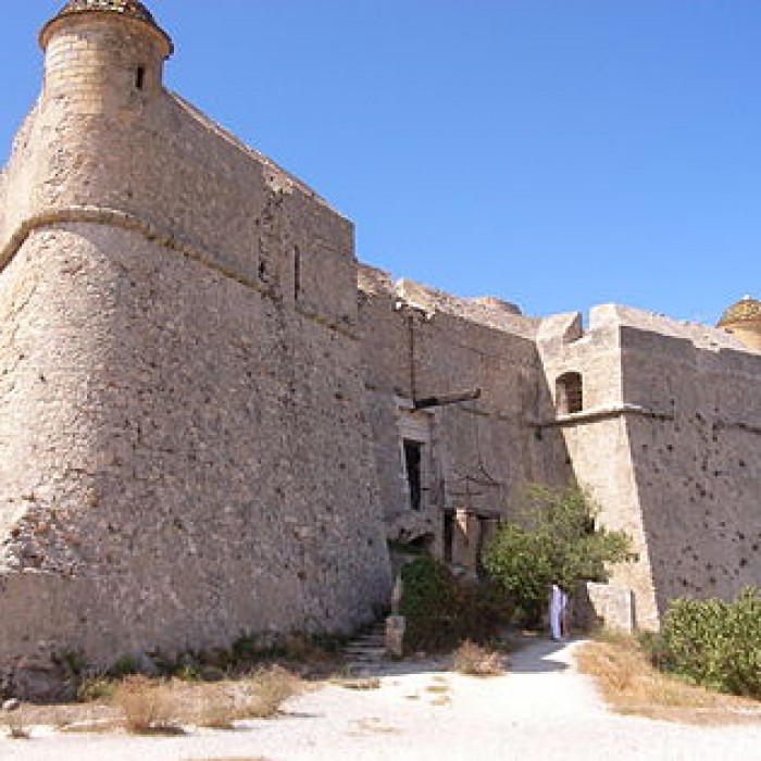 Photo de Fort du mont Alban