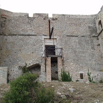 Fort du mont Alban