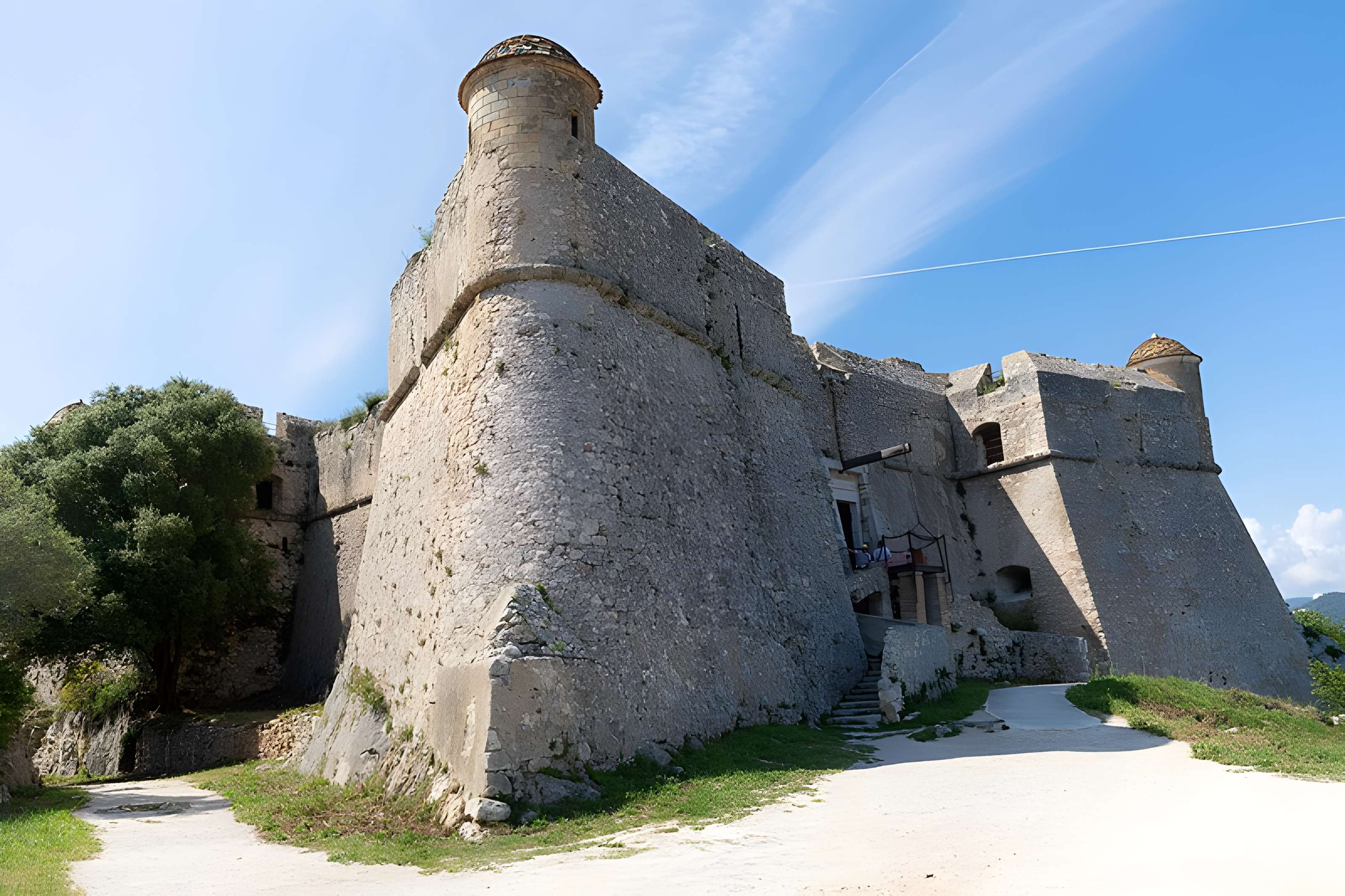 Fort du mont Alban