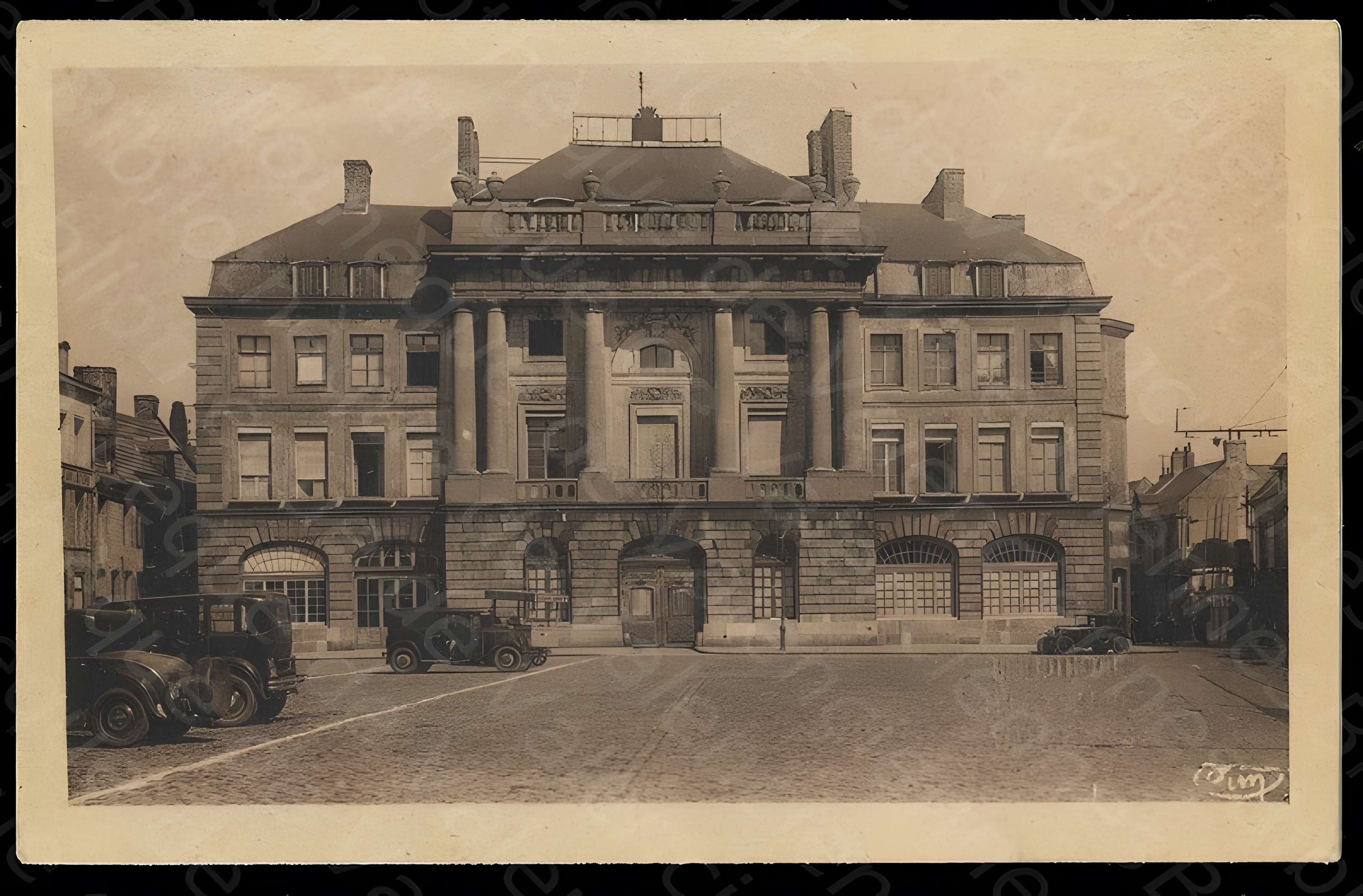 Hôtel de ville de Condé-sur-l'Escaut