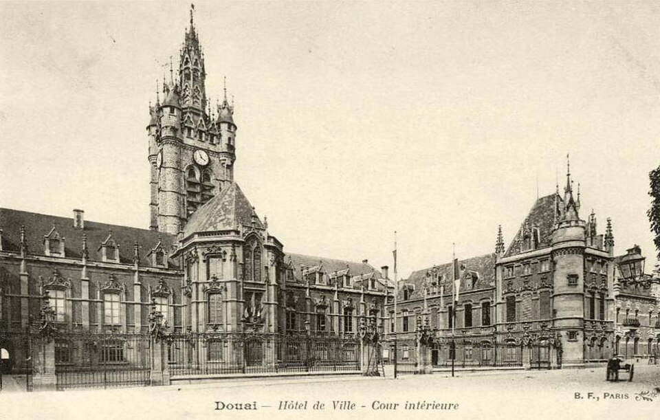 Hôtel de ville de Douai