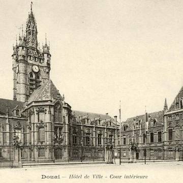 Hôtel de ville de Douai