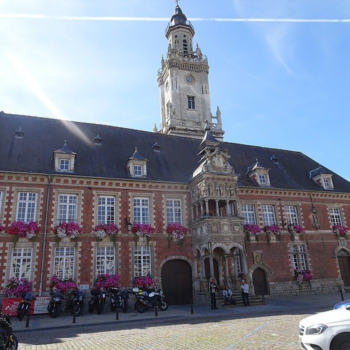 Photo de Hôtel de ville de Hesdin