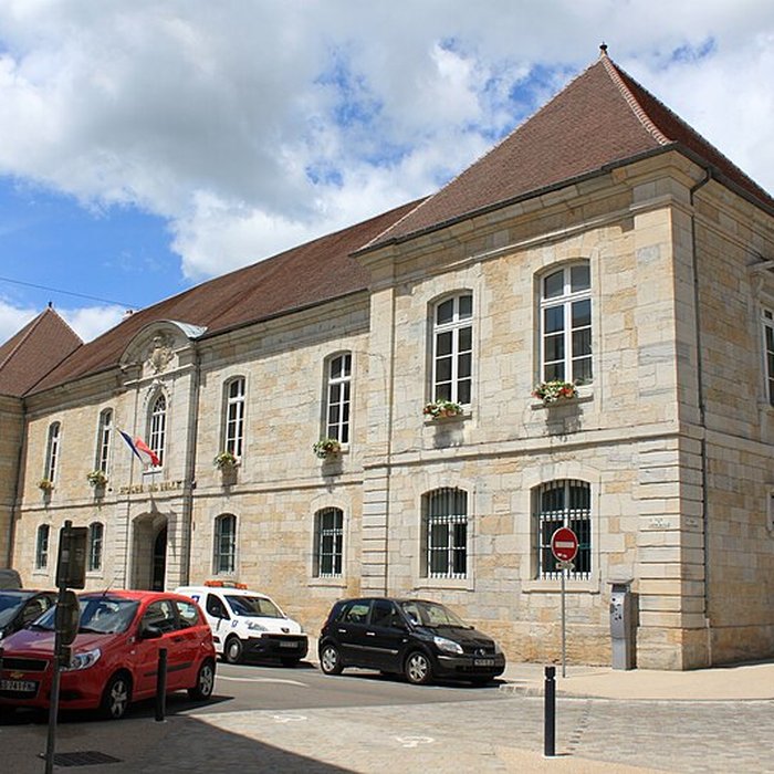 Photo de Hôtel de ville de Lons-le-Saunier