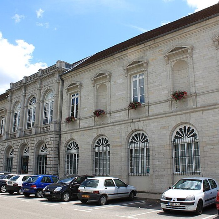 Photo de Hôtel de ville de Lons-le-Saunier