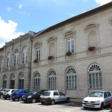 Hôtel de ville de Lons-le-Saunier
