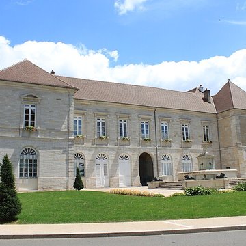 Hôtel de ville de Lons-le-Saunier
