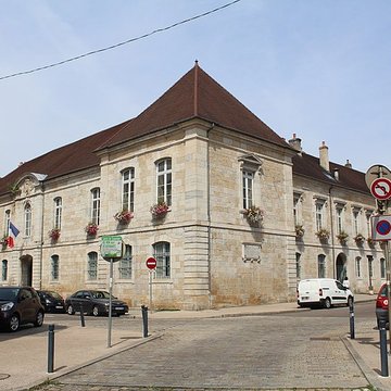 Hôtel de ville de Lons-le-Saunier