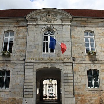 Hôtel de ville de Lons-le-Saunier
