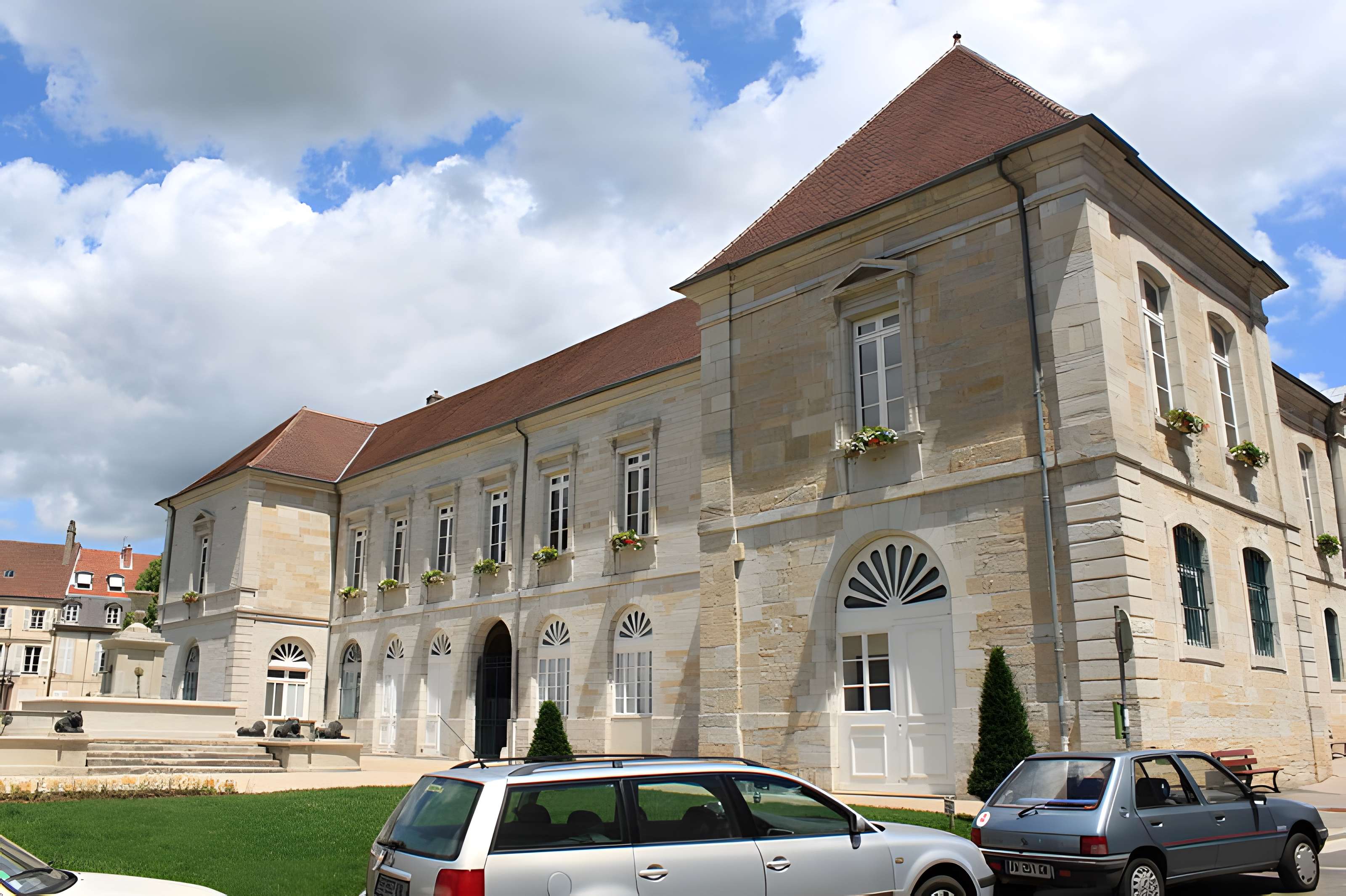 Hôtel de ville de Lons-le-Saunier