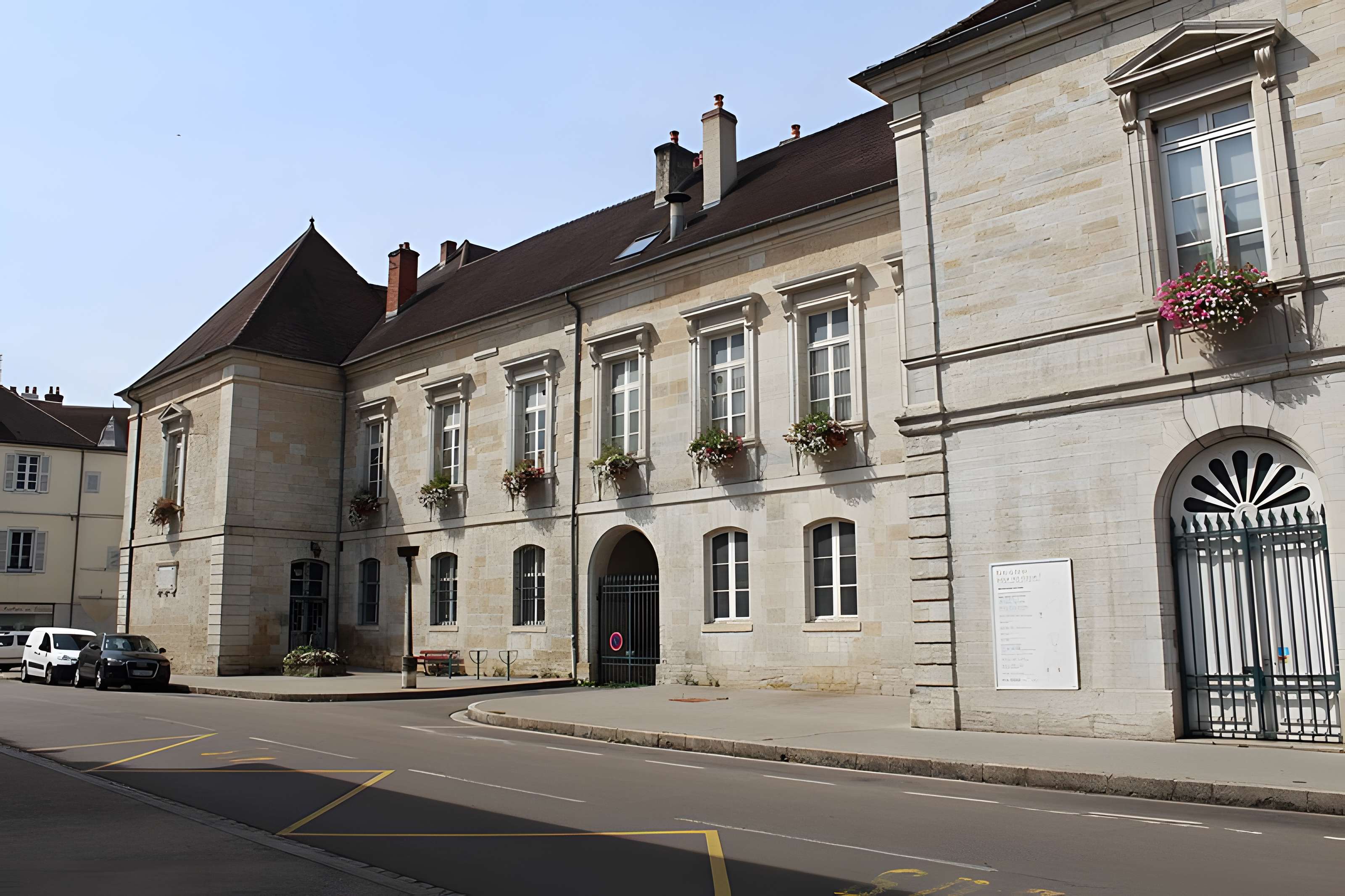 Hôtel de ville de Lons-le-Saunier