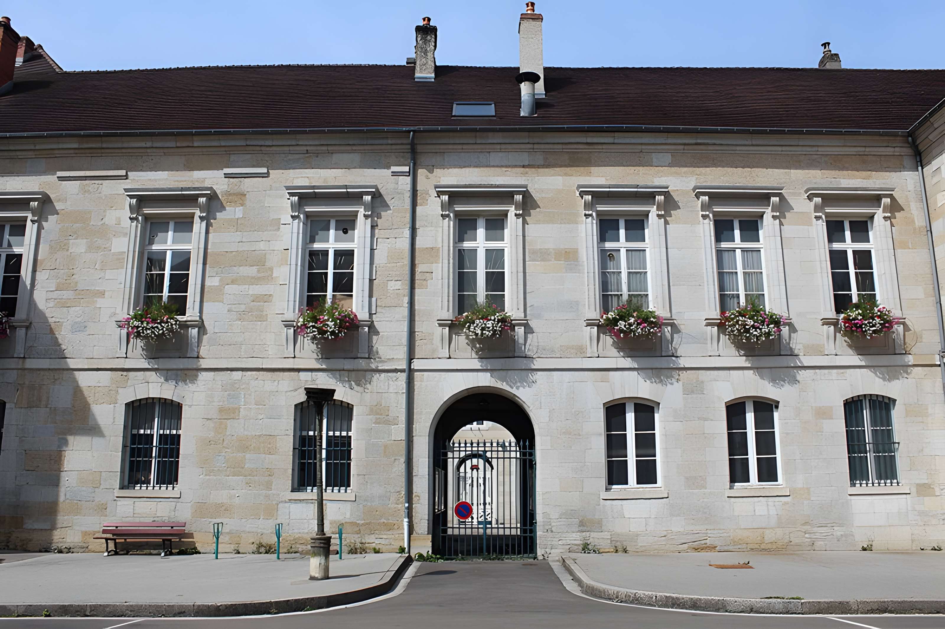 Hôtel de ville de Lons-le-Saunier