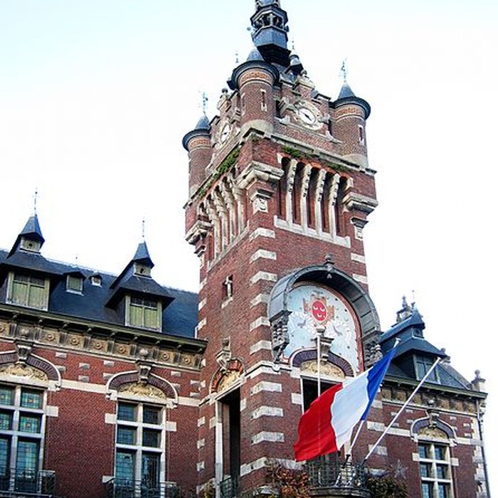 Photo de Hôtel de ville de Loos