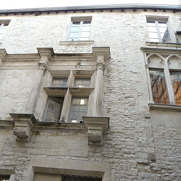 Photo de Hôtel de ville de Nîmes