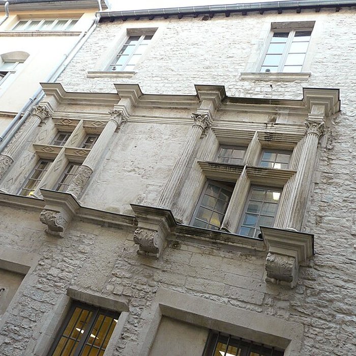 Photo de Hôtel de ville de Nîmes