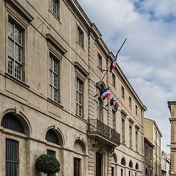 Hôtel de ville de Nîmes