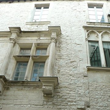 Hôtel de ville de Nîmes