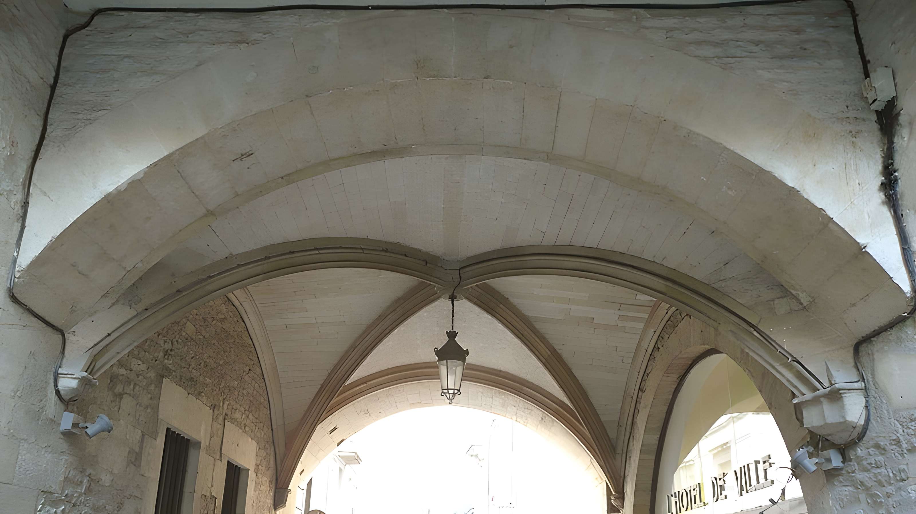 Hôtel de ville de Nîmes