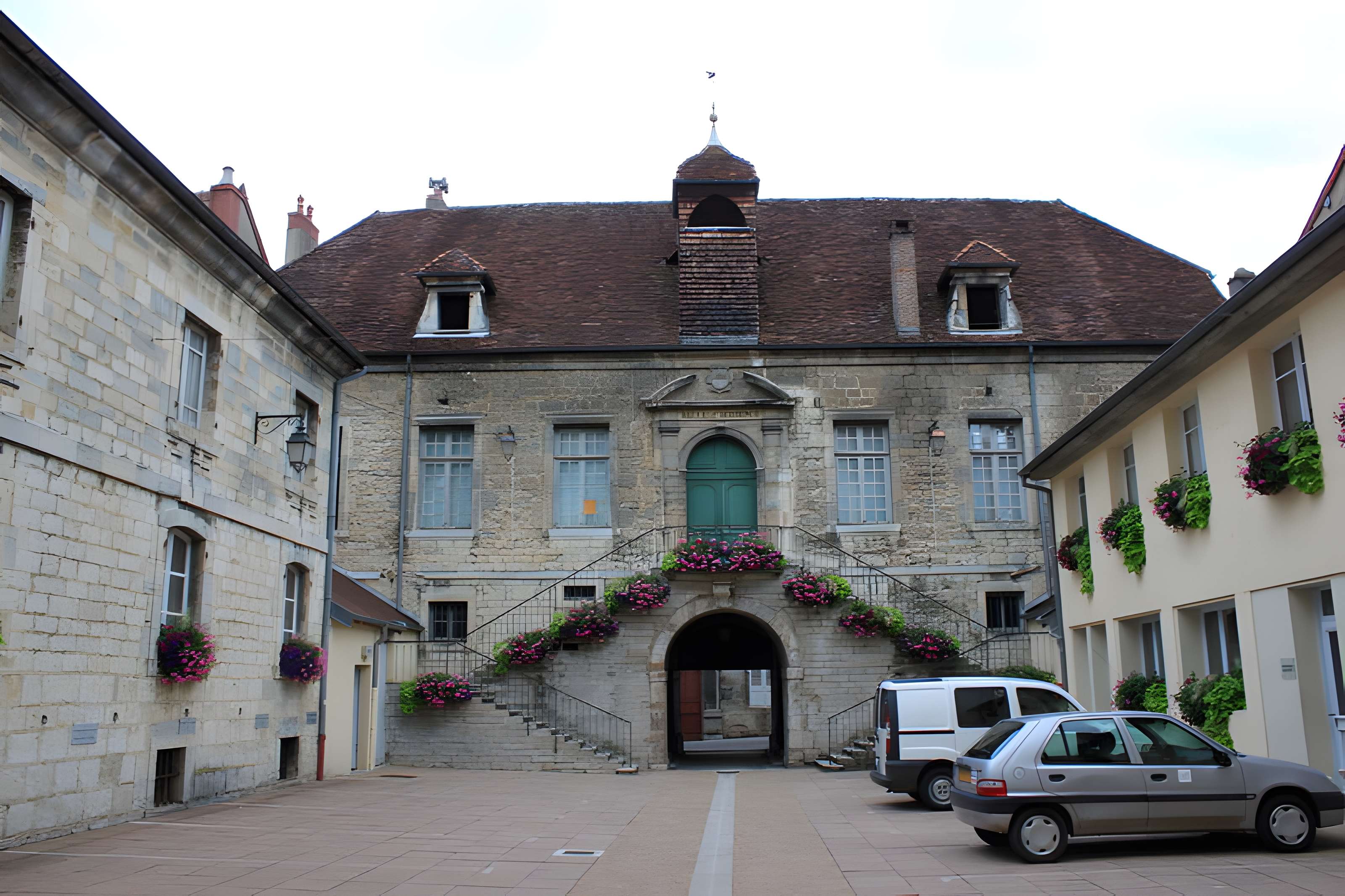 Hôtel de ville de Poligny