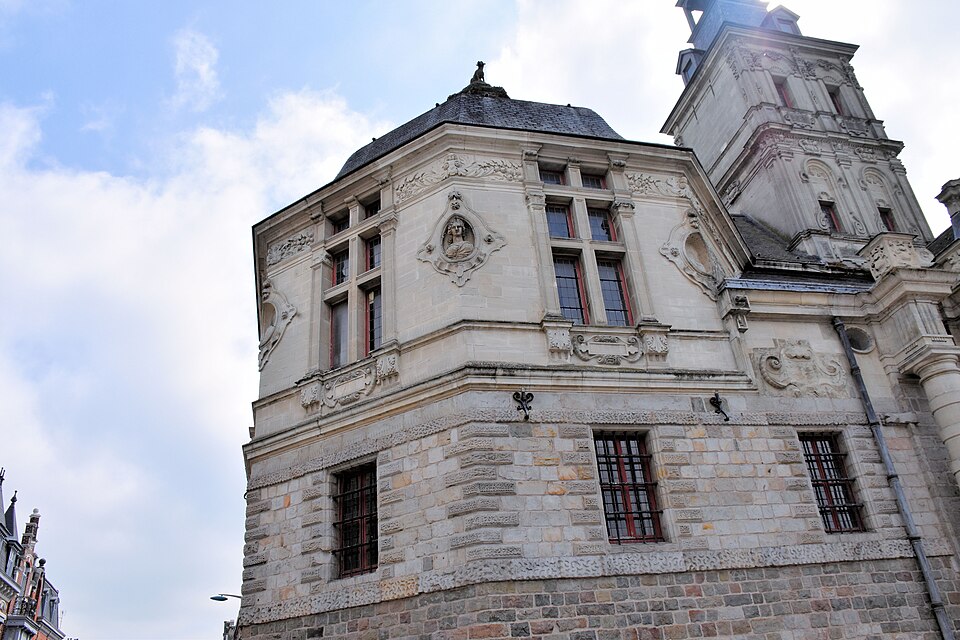 Hôtel de ville de Saint-Amand-les-Eaux