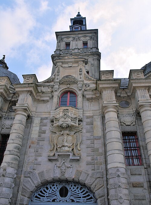 Hôtel de ville de Saint-Amand-les-Eaux