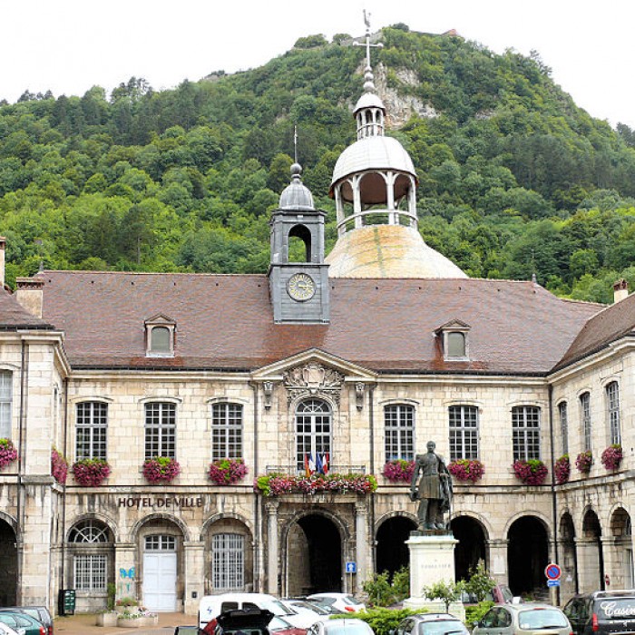 Photo de Hôtel de ville de Salins-les-Bains