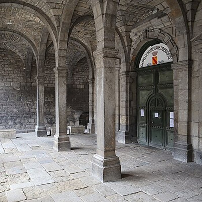 Photo de Hôtel de ville de Salins-les-Bains