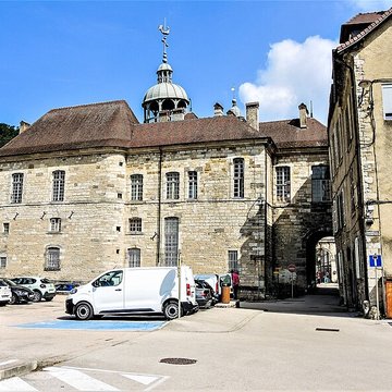 Hôtel de ville de Salins-les-Bains