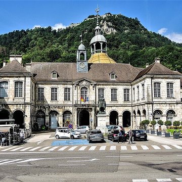 Hôtel de ville de Salins-les-Bains