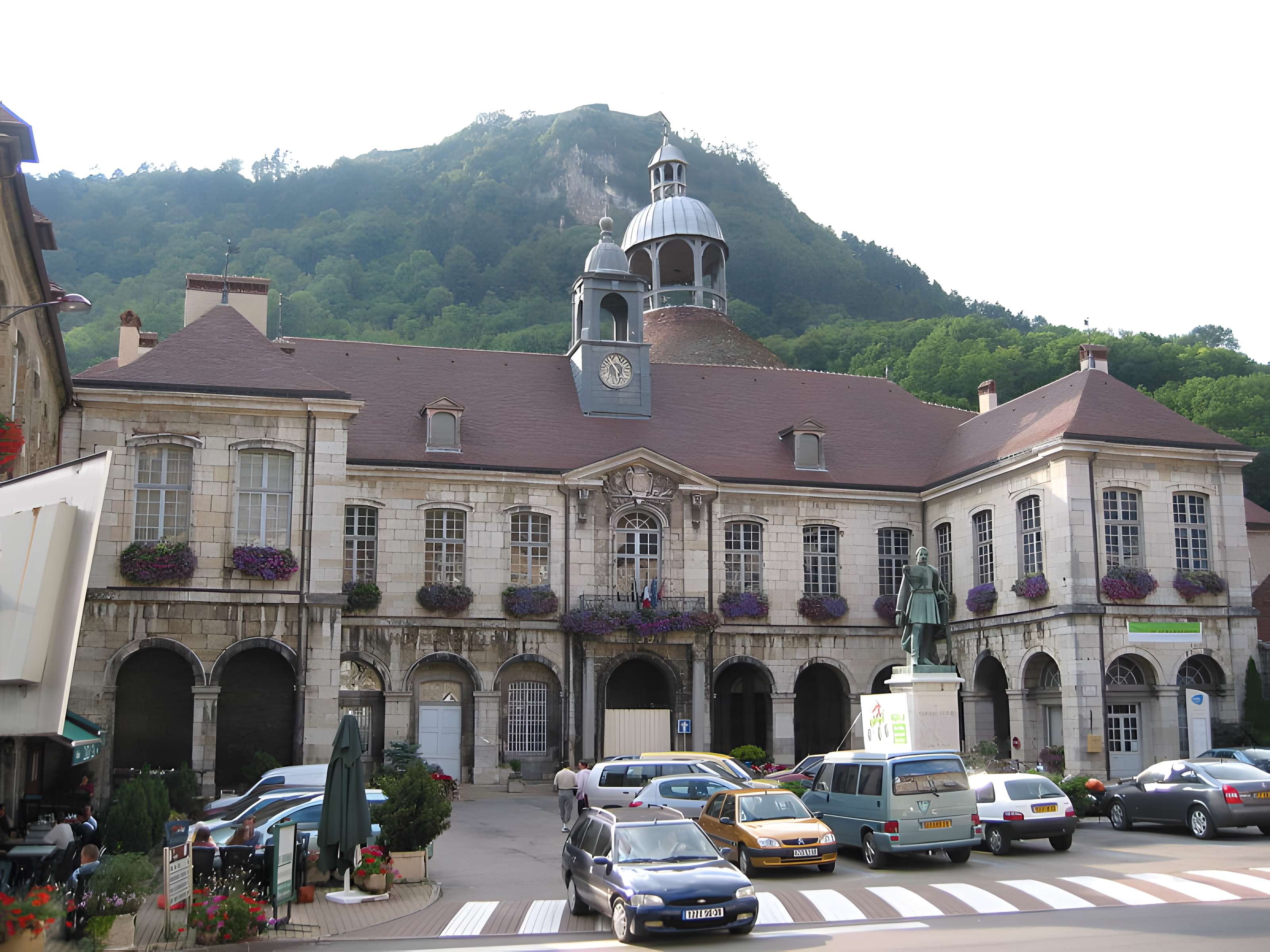 Hôtel de ville de Salins-les-Bains