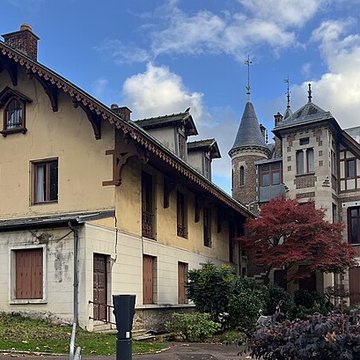 Ancien manoir de Miraville, actuelle mairie