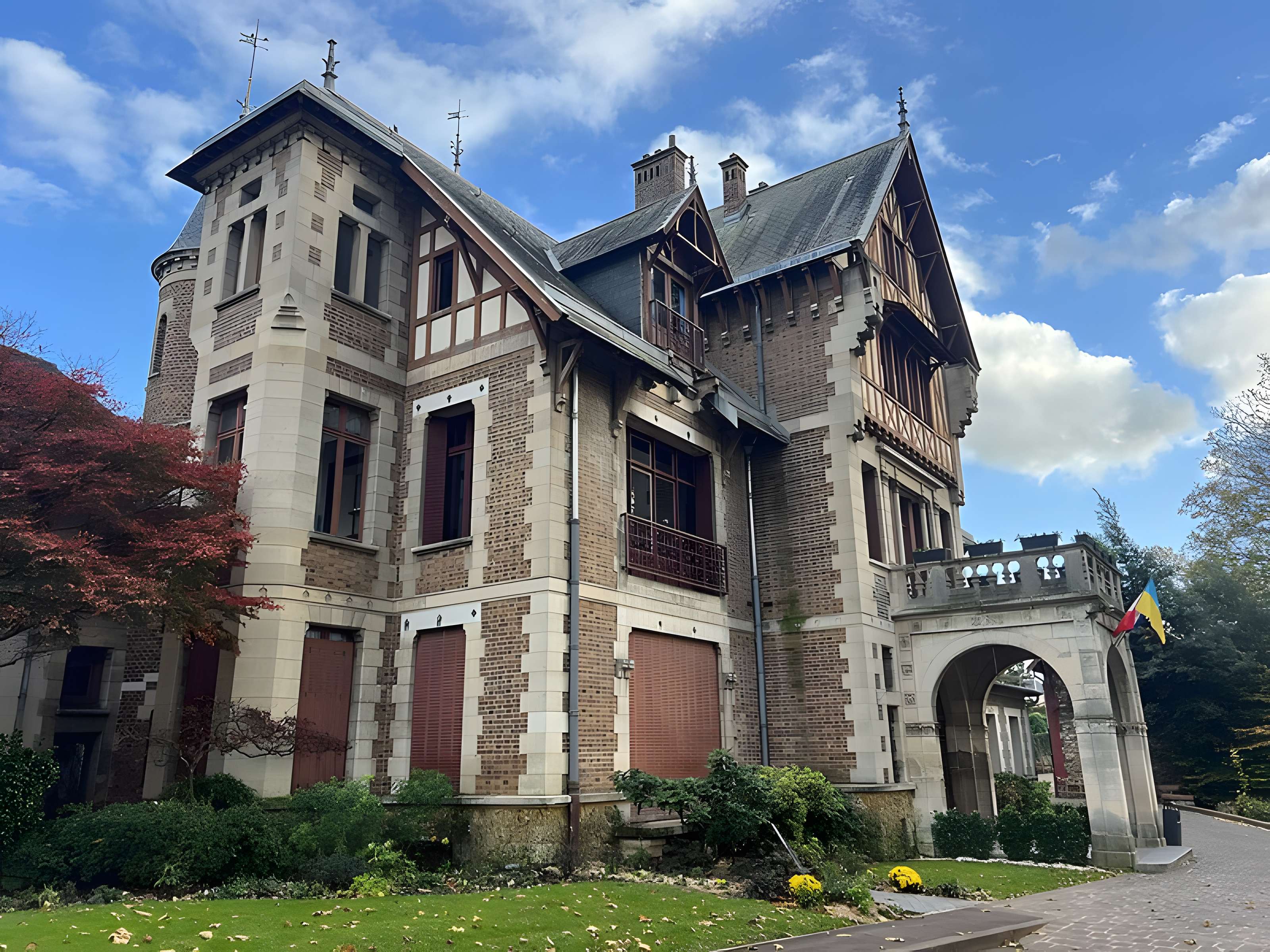 Ancien manoir de Miraville, actuelle mairie