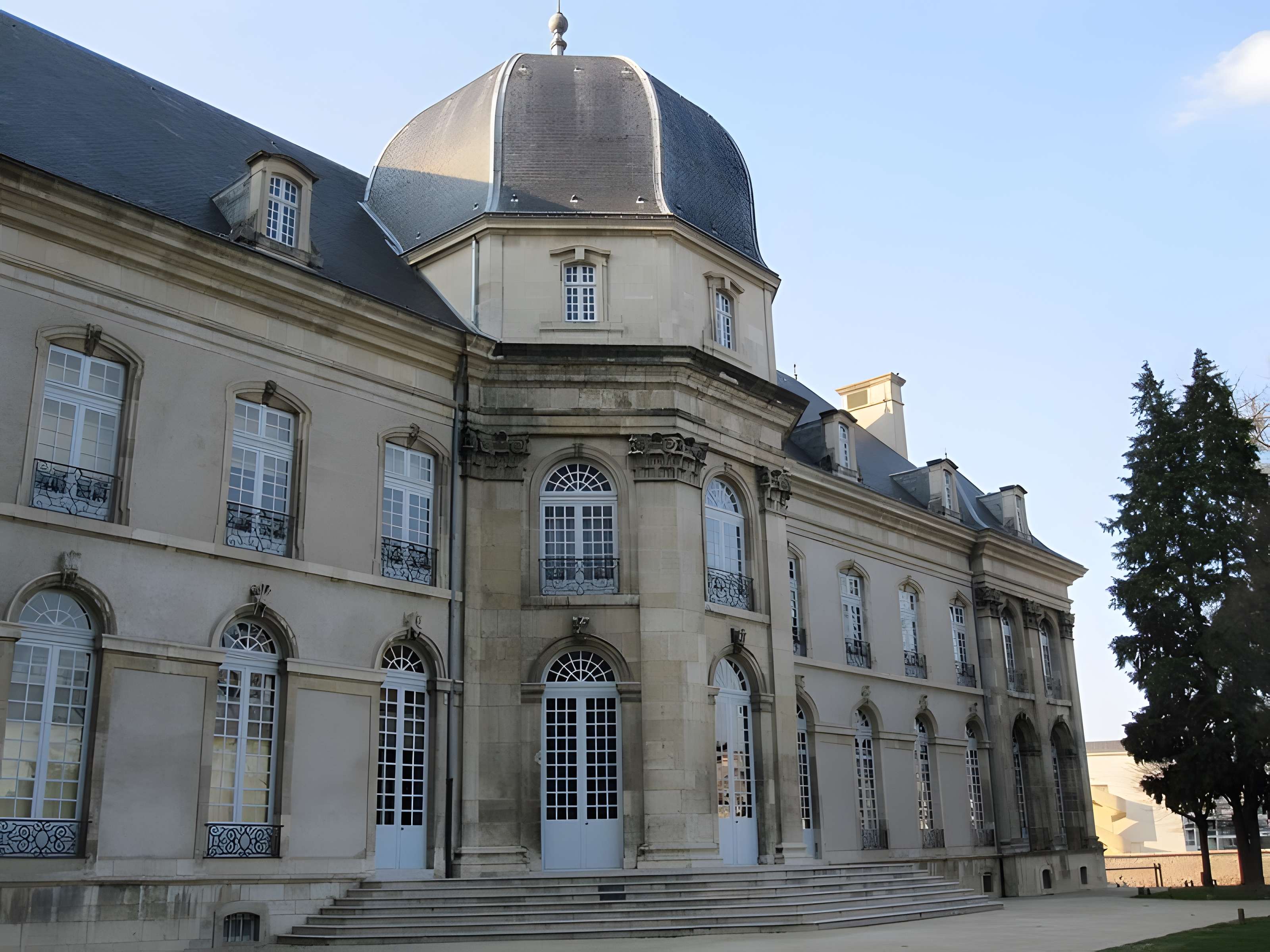 Hôtel de ville de Toul 