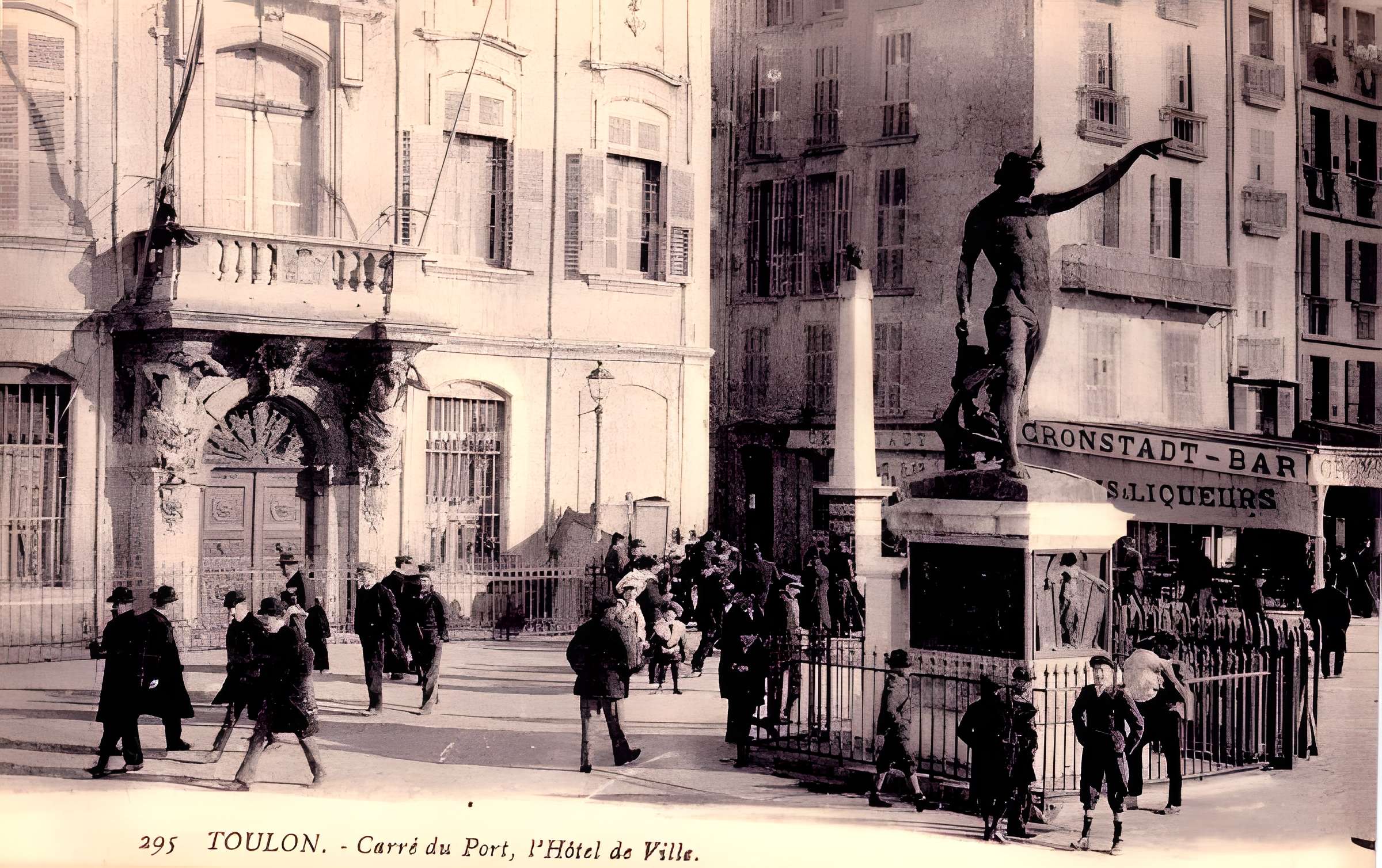 Ancien Hôtel de ville, actuellement office de tourisme