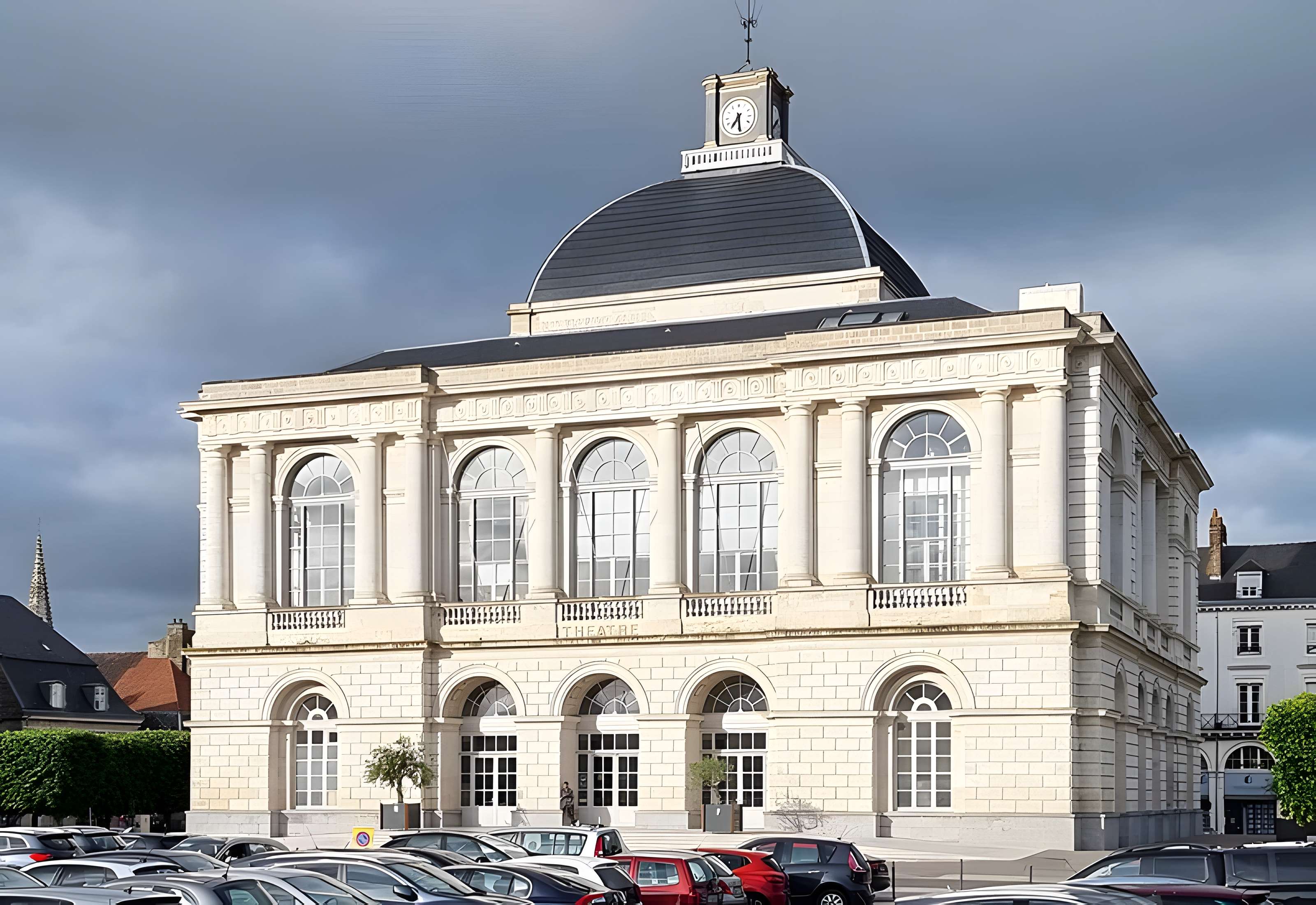 Hôtel de ville-Théâtre de Saint-Omer