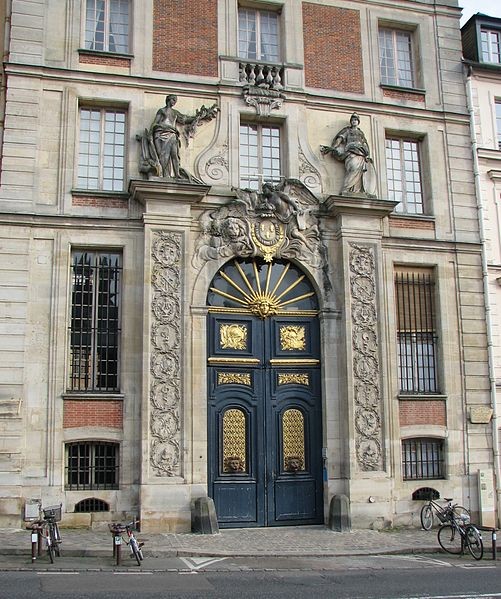 Photo de Hôtel des Affaires étrangères et de la Marine à Versailles