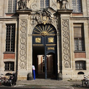 Hôtel des Affaires étrangères et de la Marine à Versailles