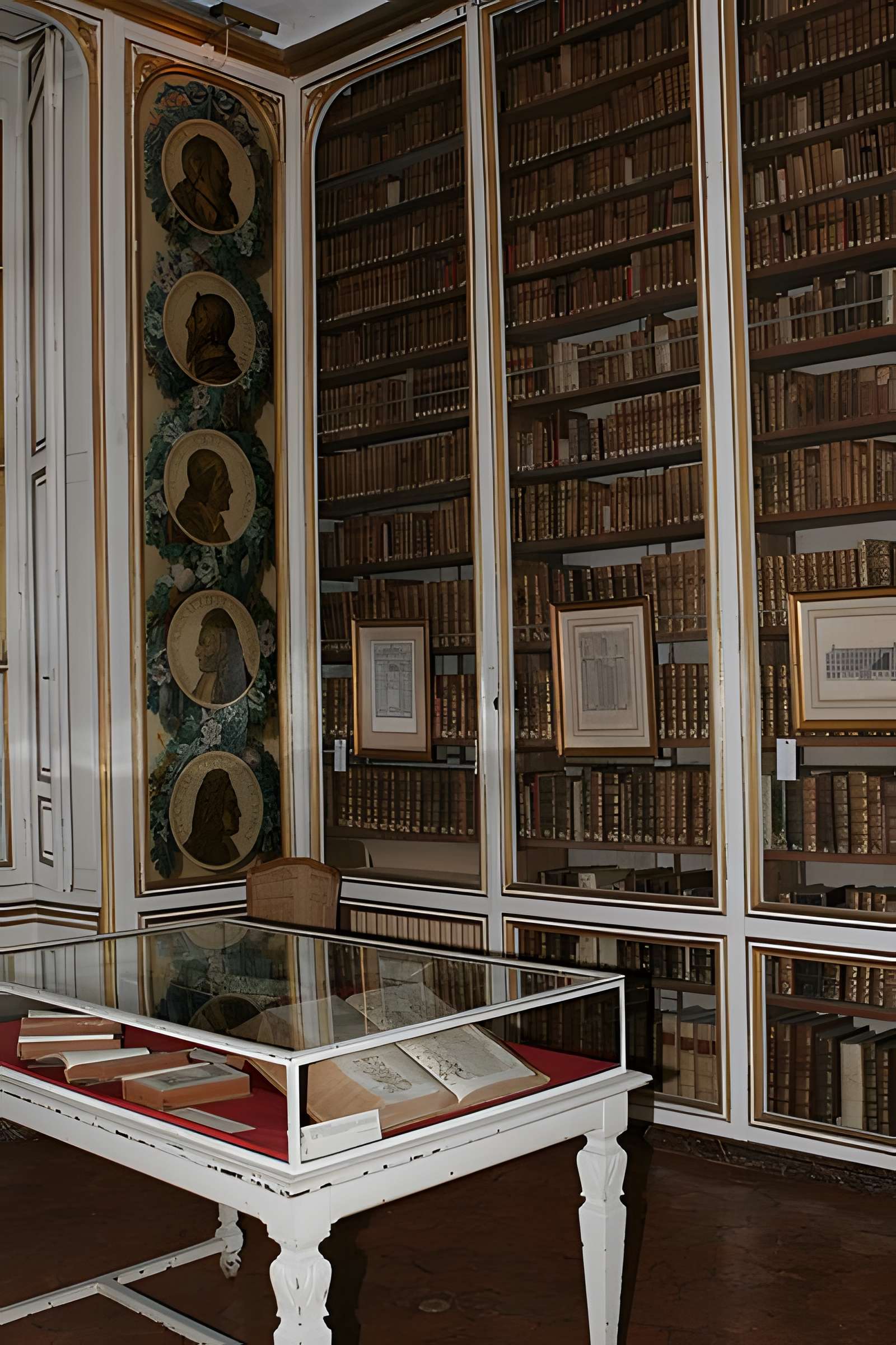 Hôtel des Affaires étrangères et de la Marine à Versailles