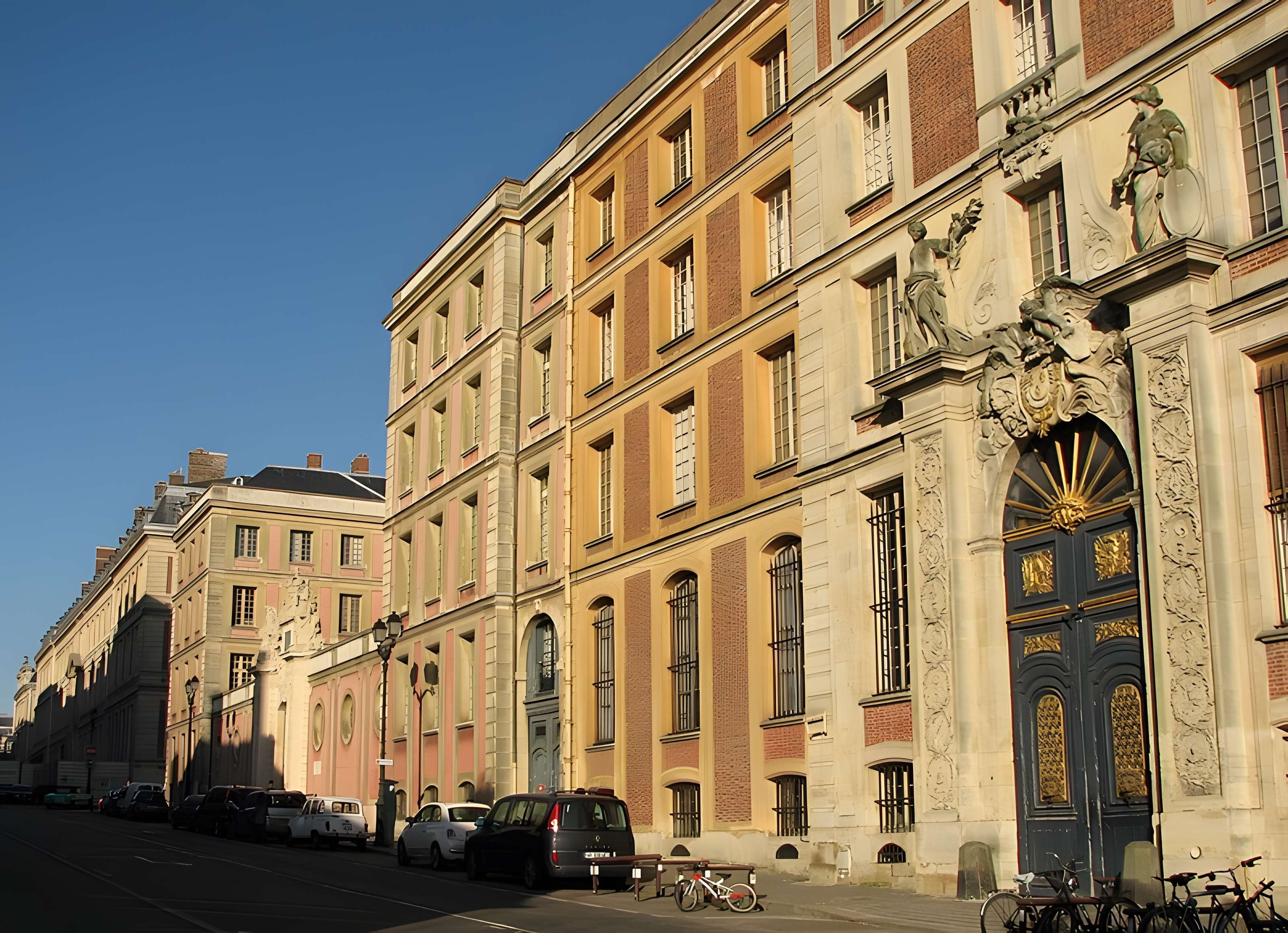 Hôtel des Affaires étrangères et de la Marine à Versailles