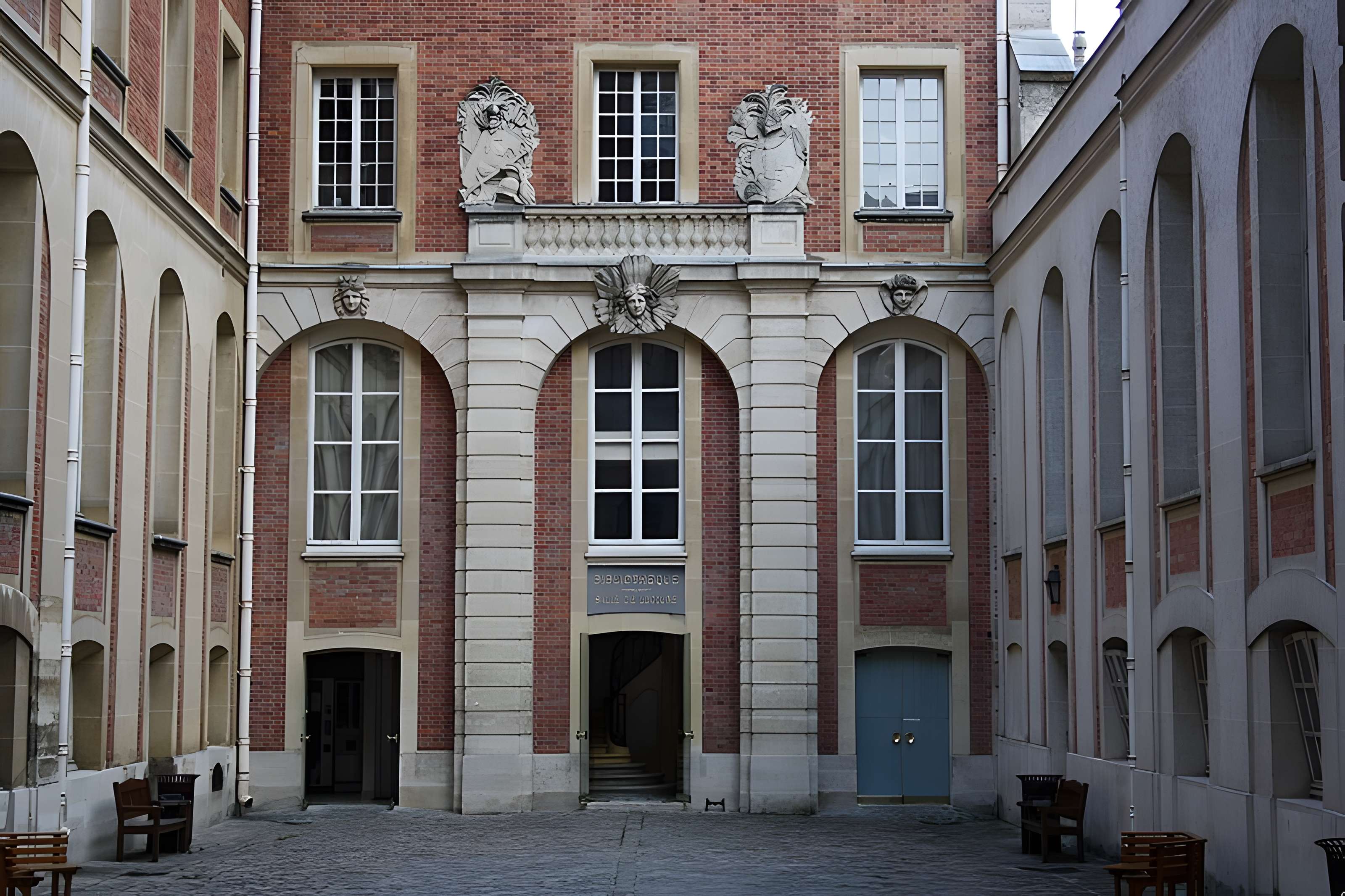Hôtel des Affaires étrangères et de la Marine à Versailles
