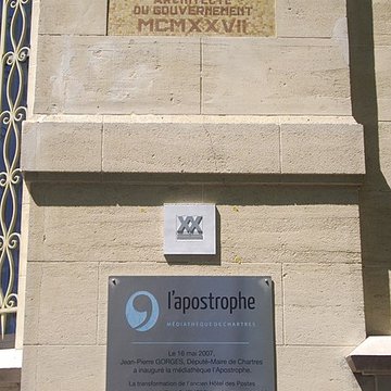 Hôtel des Postes à Chartres