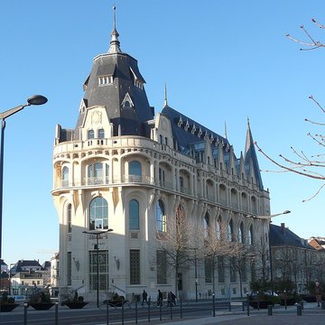 Hôtel des Postes à Chartres