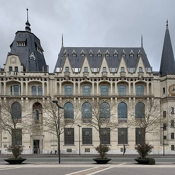 Hôtel des Postes à Chartres